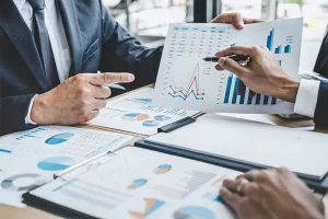 Business Finance Habits That Separate Thriving Brands from Struggling Ones