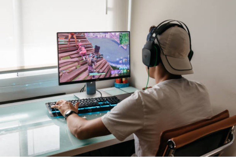 How to Play Online Games for Beginners Without Feeling Lost